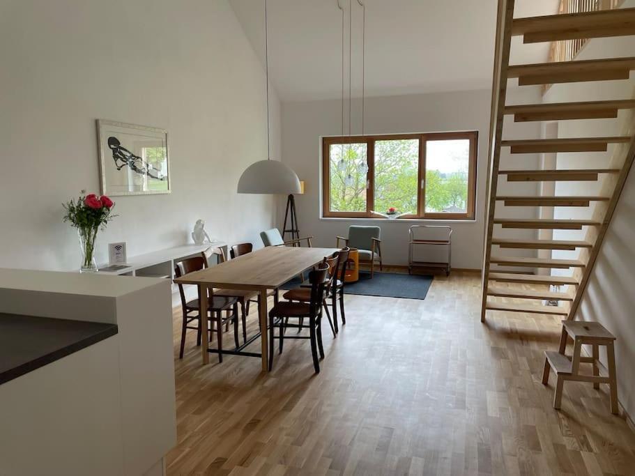 Gamsfels Petronella Galeriewohnung Langen Bei Bregenz Bagian luar foto